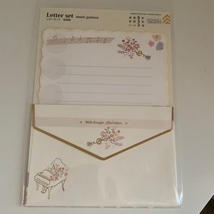 Piano floral stationery set